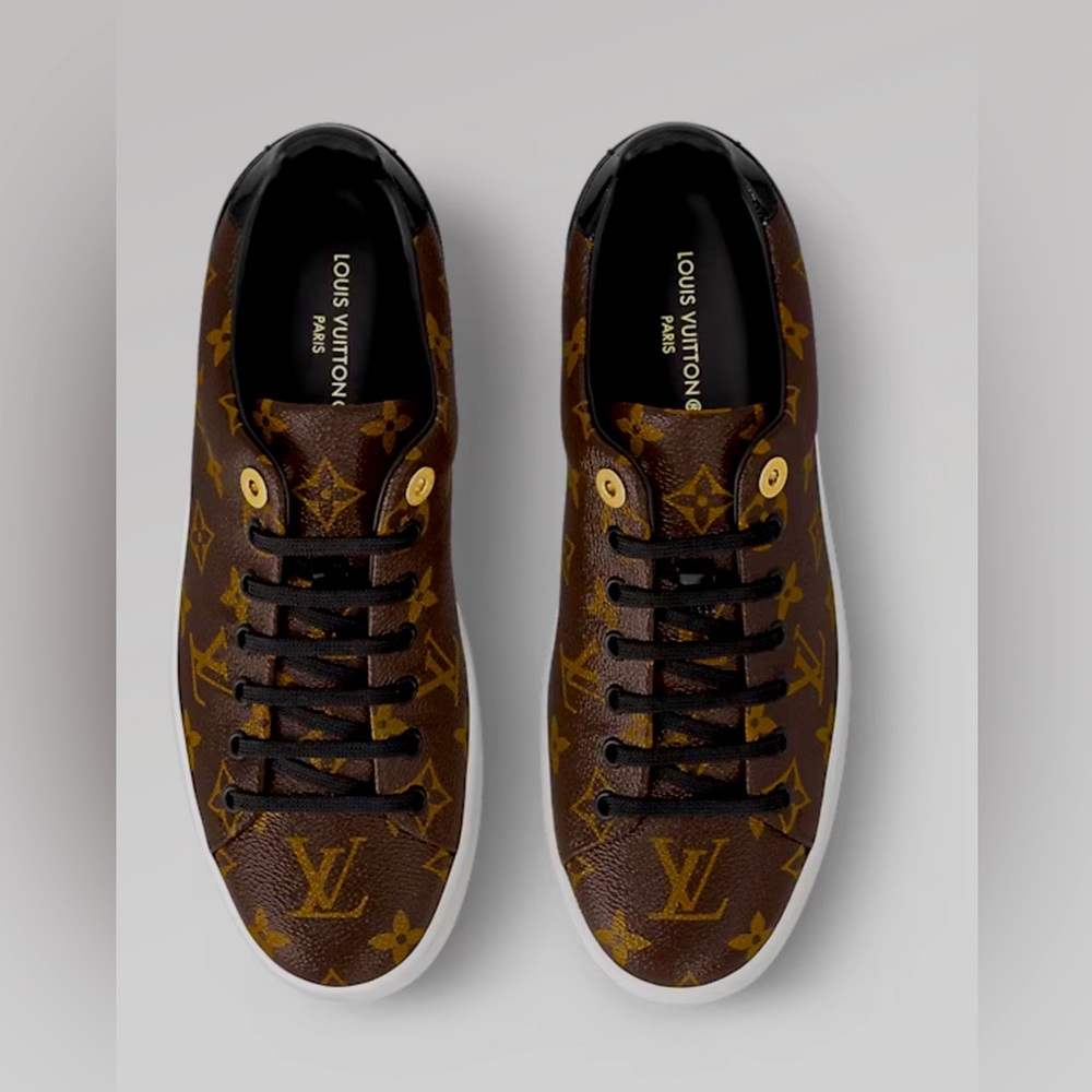 Louis Vuitton Monogram Front Row women’s sneakers; size 37 (size 7) - AUTHENTIC!